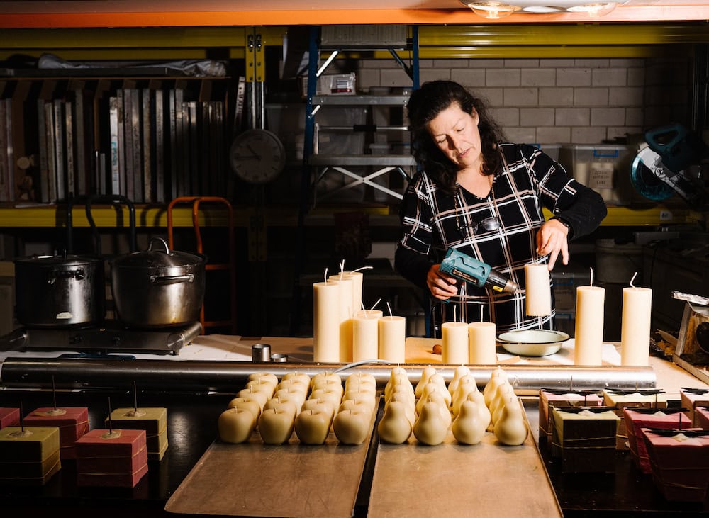 Aussie candlemaker Queen B lights the way